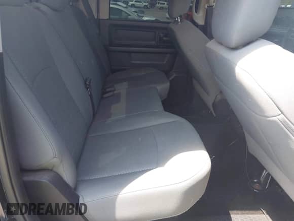 2015 Ram 1500 Express z VIN 1C6RR7KT5FS588821, wystawiony jako IAAI lot #43003906 z przebiegiem 177 181 mil mil oraz . Historia ofert i sprzedaży dostępna na DreamBid. Obrazek 8.