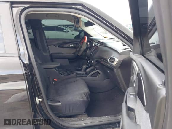 2022 Chevrolet TrailBlazer LT with VIN KL79MPSL9NB052795, listed as a IAAI auction lot 42509890 with 112,214 mi miles and . Bid and sale history available at DreamBid. Image 5.