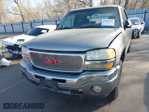 2006 GMC Sierra 1500 SLT with VIN 2GTEK13Z761346124, listed as a IAAI auction lot 41992231 with 265,402 mi miles and . Bid and sale history available at DreamBid. Image 6.