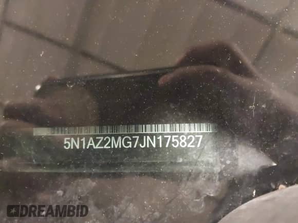 2018 Nissan Murano SV z VIN 5N1AZ2MG7JN175827, wystawiony jako IAAI lot #41764645 z przebiegiem 62 887 mil mil oraz . Historia ofert i sprzedaży dostępna na DreamBid. Obrazek 9.