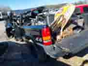 2005 Chevrolet Silverado 1500 Z71 с VIN 1GCEK19Z45Z212989, выставлен на аукционе IAAI как лот 41575098 с пробегом Не указан миль и . История ставок и продаж доступна на DreamBid. Изображение 3.