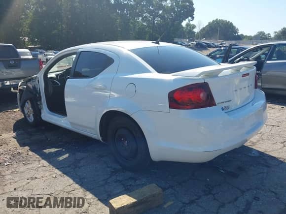 2013 Dodge Avenger SE V6 с VIN 1C3CDZAG9DN717267, выставлен на аукционе IAAI как лот 43140692 с пробегом 177 914 миль миль и . История ставок и продаж доступна на DreamBid. Изображение 3.