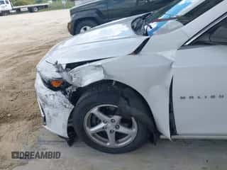 2016 Chevrolet Malibu LS с VIN 1G1ZB5ST1GF260543, выставлен на аукционе IAAI как лот 43402984 с пробегом 139 824 миль миль и . История ставок и продаж доступна на DreamBid. Изображение 6.