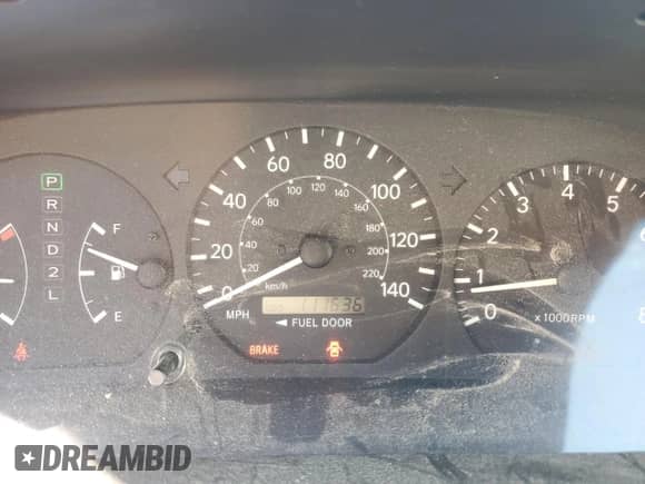 2001 Toyota Camry CE z VIN JT2BG22K910574640, wystawiony jako Copart lot #84599295 z przebiegiem 111 636 mil mil oraz Szkoda całkowita • Salvage title. Historia ofert i sprzedaży dostępna na DreamBid. Obrazek 9.