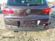 2016 Volkswagen Tiguan S with VIN WVGAV7AX6GW546573, listed as a IAAI auction lot 41672697 with 117,174 mi miles and . Bid and sale history available at DreamBid. Image 17.