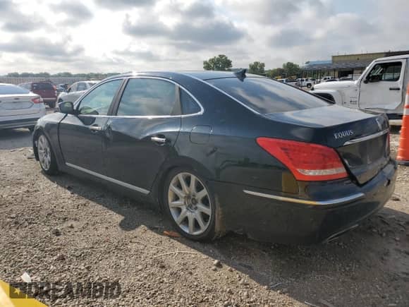 2011 Hyundai Equus Ultimate with VIN KMHGH4JF6BU029642, listed as a Copart auction lot 68646075 with Not provided miles and Clean title. Bid and sale history available at DreamBid. Image 2.