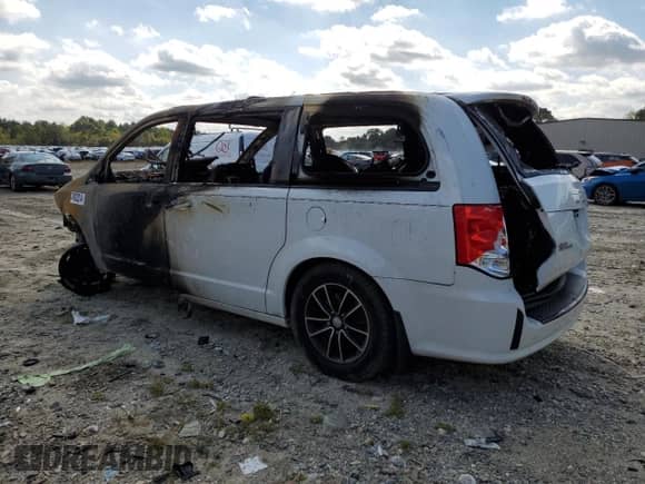 2018 Dodge Caravan with VIN NOVIN000074032014, listed as a Copart auction lot 74032014 with Not provided miles and Non repairable. Bid and sale history available at DreamBid. Image 2.