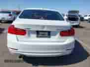 2013 BMW 3 Series 328i xDrive z VIN WBA3B3G51DNR79950, wystawiony jako IAAI lot #42065868 z przebiegiem 104 113 mil mil oraz . Historia ofert i sprzedaży dostępna na DreamBid. Obrazek 16.