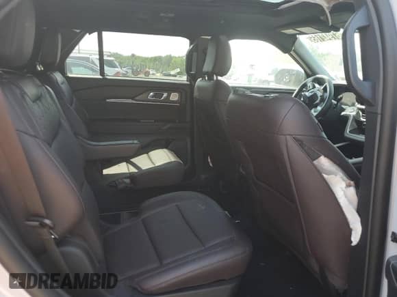 2025 Ford Explorer Platinum с VIN 1FMUK8HH9SGB63434, выставлен на аукционе Copart как лот 67942165 с пробегом Не указан миль и Списание • Salvage title. История ставок и продаж доступна на DreamBid. Изображение 11.