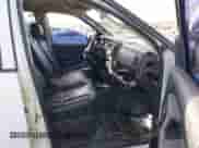 2004 Dodge 1500 ST z VIN 1D7HA18K04J210437, wystawiony jako IAAI lot #41765912 z przebiegiem 220 324 mil mil oraz . Historia ofert i sprzedaży dostępna na DreamBid. Obrazek 5.