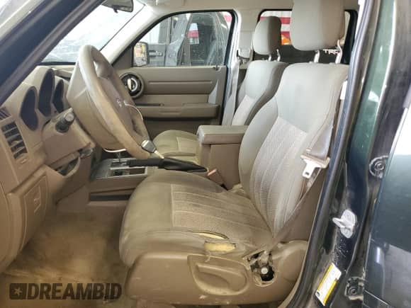 2010 Dodge Nitro Heat with VIN 1D4PU4GK5AW157137, listed as a Copart auction lot 65135835 with 212,887 mi miles and Clean title. Bid and sale history available at DreamBid. Image 7.