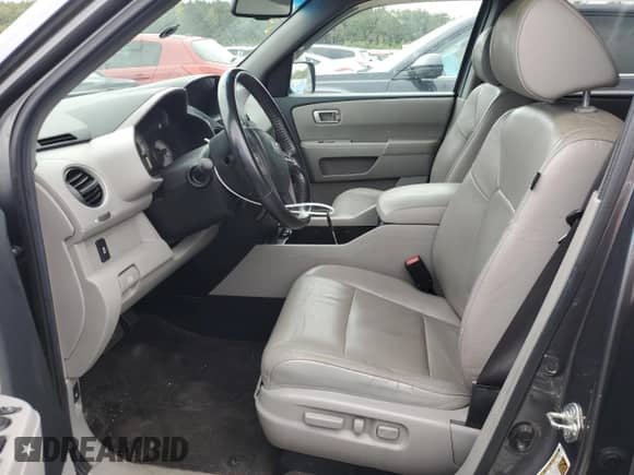 2013 Honda Pilot EX-L with VIN 5FNYF4H59DB005584, listed as a Copart auction lot 83996735 with 220,601 mi miles and Salvage title. Bid and sale history available at DreamBid. Image 7.