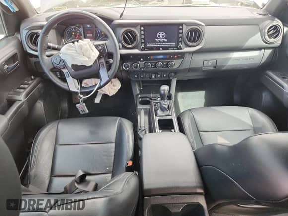 2023 Toyota Tacoma SR с VIN 3TMCZ5AN1PM558196, выставлен на аукционе Copart как лот 70459135 с пробегом 20 863 миль миль и Списание • Salvage title. История ставок и продаж доступна на DreamBid. Изображение 8.