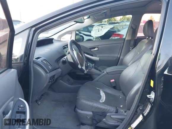 2011 Toyota Prius I with VIN JTDKN3DU0B0282152, listed as a IAAI auction lot 42916553 with 171,262 mi miles and . Bid and sale history available at DreamBid. Image 5.