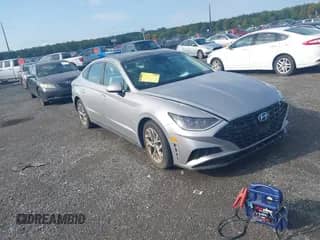 2023 Hyundai Sonata SEL with VIN KMHL14JA7PA330064, listed as a IAAI auction lot 43142315 with 25,426 mi miles and . Bid and sale history available at DreamBid. Image 1.