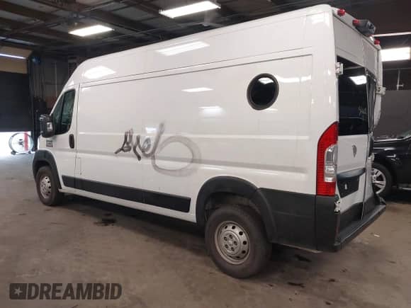 2021 Ram ProMaster Cargo with VIN 3C6LRVDG6ME521560, listed as a IAAI auction lot 42465192 with 80,115 mi miles and . Bid and sale history available at DreamBid. Image 3.