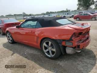 2011 Chevrolet Camaro 2LT z VIN 2G1FC3DD4B9173439, wystawiony jako Copart lot #71476645 z przebiegiem 51 371 mil mil oraz Szkoda całkowita • Salvage title. Historia ofert i sprzedaży dostępna na DreamBid. Obrazek 2.