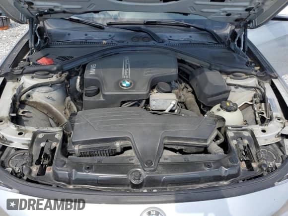 2015 BMW 3 Series 320i xDrive z VIN WBA3C3G55FNS73449, wystawiony jako Copart lot #81113395 z przebiegiem 114 878 mil mil oraz Szkoda całkowita • Salvage title. Historia ofert i sprzedaży dostępna na DreamBid. Obrazek 11.