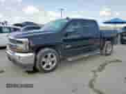 2018 Chevrolet Silverado 1500 LT с VIN 3GCPCREC8JG411060, выставлен на аукционе Copart как лот 80986975 с пробегом 168 493 миль миль и Списание • Salvage title. История ставок и продаж доступна на DreamBid. Изображение 1.