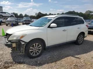 2016 Nissan Pathfinder SV с VIN 5N1AR2MN6GC605348, выставлен на аукционе Copart как лот 82102305 с пробегом Не указан миль и Списание • Salvage title. История ставок и продаж доступна на DreamBid. Изображение 1.