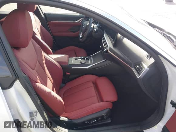 2024 BMW i4 eDrive35 с VIN WBY43AW08RFT12002, выставлен на аукционе IAAI как лот 42485146 с пробегом 6 327 миль миль и . История ставок и продаж доступна на DreamBid. Изображение 5.