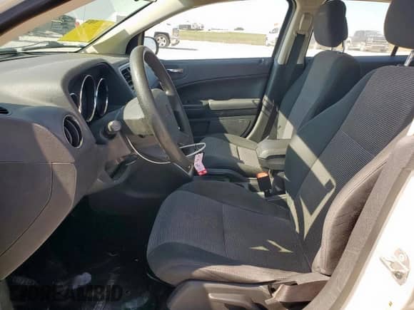 2010 Dodge Caliber SXT with VIN 1B3CB4HA2AD533460, listed as a Copart auction lot 71959205 with 159,235 mi miles and Salvage title. Bid and sale history available at DreamBid. Image 7.
