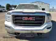 2018 GMC Sierra 1500 z VIN 1GTV2LEC5JZ281097, wystawiony jako Copart lot #86165545 z przebiegiem 251 011 mil mil oraz Czysty tytuł • Clean title. Historia ofert i sprzedaży dostępna na DreamBid. Obrazek 5.