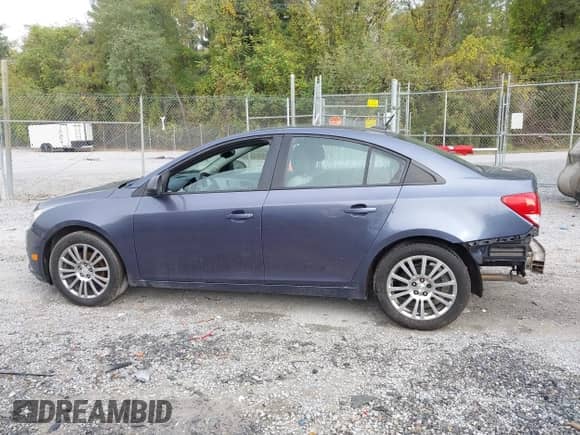 2014 Chevrolet Cruze LS с VIN 1G1PA5SH5E7286902, выставлен на аукционе IAAI как лот 43338170 с пробегом 141 429 миль миль и . История ставок и продаж доступна на DreamBid. Изображение 15.