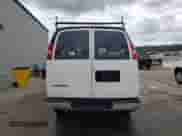 2006 Chevrolet Express Cargo z VIN 1GCGG25V761150846, wystawiony jako Copart lot #53393885 z przebiegiem 266 200 mil mil oraz Nie do naprawy • Non repairable. Historia ofert i sprzedaży dostępna na DreamBid. Obrazek 6.