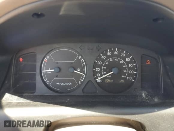 2002 Chevrolet Prizm z VIN 1Y1SK52812Z402087, wystawiony jako Copart lot #53066765 z przebiegiem Nie podano mil oraz Szkoda całkowita • Salvage title. Historia ofert i sprzedaży dostępna na DreamBid. Obrazek 9.