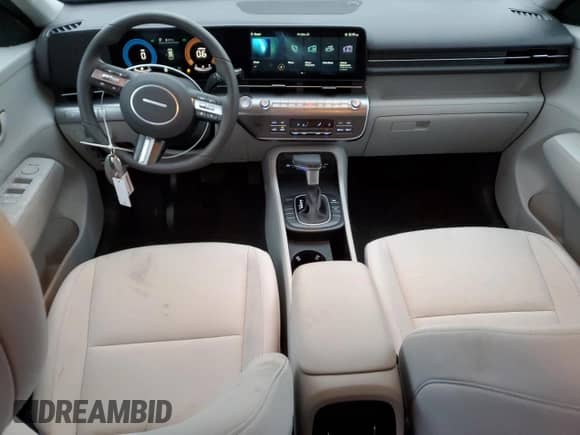 2024 Hyundai Kona SEL with VIN KM8HB3ABXRU185108, listed as a Copart auction lot 82049894 with 9,184 mi miles and Clean title. Bid and sale history available at DreamBid. Image 8.