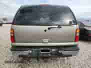 2001 Chevrolet Suburban LT с VIN 3GNFK16T71G175944, выставлен на аукционе Copart как лот 71738985 с пробегом 278 622 миль миль и Списание • Salvage title. История ставок и продаж доступна на DreamBid. Изображение 6.