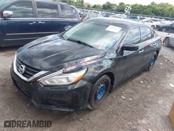 2016 Nissan Altima SR z VIN 1N4AL3AP3GC264210, wystawiony jako IAAI lot #42944071 z przebiegiem 242 554 mil mil oraz . Historia ofert i sprzedaży dostępna na DreamBid. Obrazek 2.