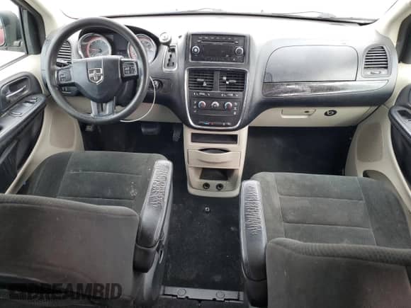 2012 Dodge Grand Caravan American Value z VIN 2C4RDGBG7CR148235, wystawiony jako Copart lot #81545825 z przebiegiem 167 455 mil mil oraz Czysty tytuł • Clean title. Historia ofert i sprzedaży dostępna na DreamBid. Obrazek 8.