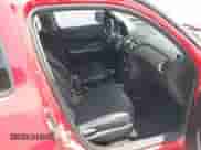 2008 Chevrolet HHR z VIN 3GNDA63X58S645734, wystawiony jako IAAI lot #42540040 z przebiegiem 200 290 mil mil oraz . Historia ofert i sprzedaży dostępna na DreamBid. Obrazek 5.