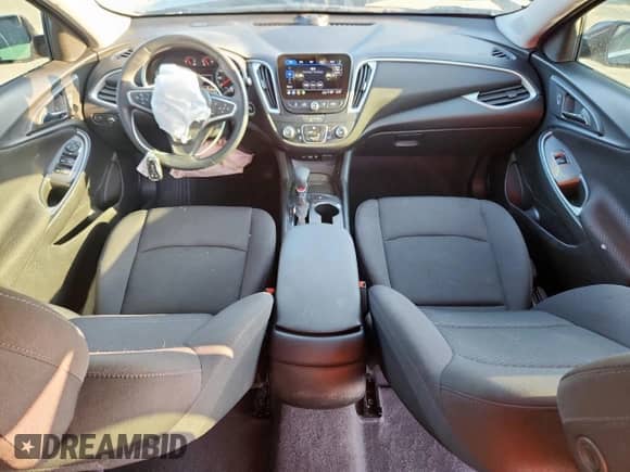 2024 Chevrolet Malibu RS с VIN 1G1ZG5STXRF219493, выставлен на аукционе Copart как лот 69736115 с пробегом 9 977 миль миль и Чистый • Clean title. История ставок и продаж доступна на DreamBid. Изображение 8.