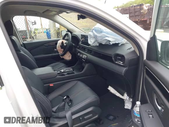 2025 Honda Pilot EX-L с VIN 5FNYG1H46SB029101, выставлен на аукционе IAAI как лот 42304540 с пробегом 11 797 миль миль и . История ставок и продаж доступна на DreamBid. Изображение 5.