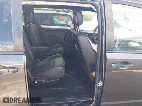 2018 Dodge Grand Caravan GT with VIN 2C4RDGEGXJR331704, listed as a IAAI auction lot 43360913 with 143,064 mi miles and . Bid and sale history available at DreamBid. Image 8.