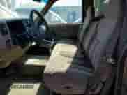 1995 Chevrolet Silverado 2500 с VIN 1GCFC24KXSZ271266, выставлен на аукционе Copart как лот 87375274 с пробегом 120 158 миль миль и Списание • Salvage title. История ставок и продаж доступна на DreamBid. Изображение 7.