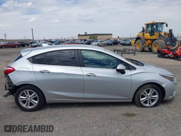 2017 Chevrolet Cruze LT с VIN 3G1BE6SM6HS615274, выставлен на аукционе IAAI как лот 43084511 с пробегом 92 026 миль миль и . История ставок и продаж доступна на DreamBid. Изображение 14.