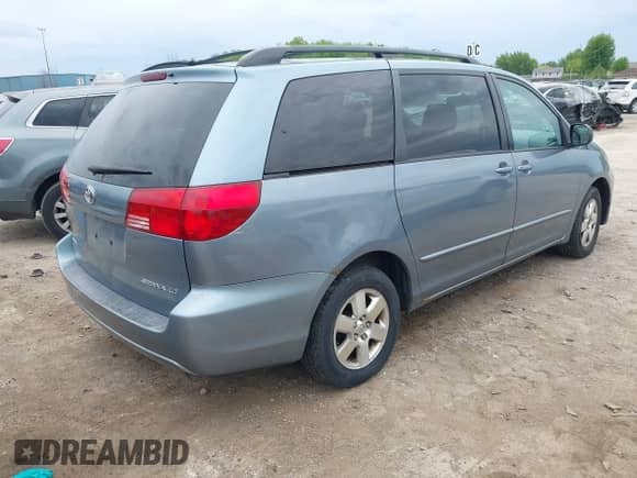 2005 Toyota Sienna CE с VIN 5TDZA23C15S263639, выставлен на аукционе IAAI как лот 42373062 с пробегом 232 328 миль миль и . История ставок и продаж доступна на DreamBid. Изображение 4.