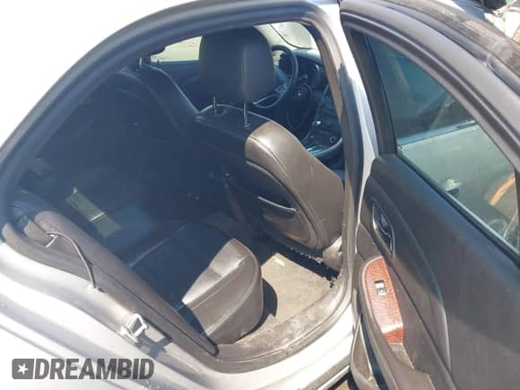 2013 Chevrolet Malibu LTZ с VIN 1G11H5SA4DF254502, выставлен на аукционе IAAI как лот 43303370 с пробегом 175 924 миль миль и . История ставок и продаж доступна на DreamBid. Изображение 8.