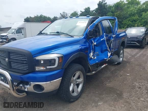 2008 Dodge 1500 SLT with VIN 1D7HU18288S525798, listed as a IAAI auction lot 42448870 with 241,313 mi miles and . Bid and sale history available at DreamBid. Image 2.