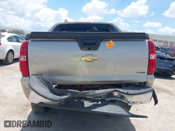 2007 Chevrolet Avalanche 3LT with VIN 3GNEK12337G111524, listed as a IAAI auction lot 42593773 with Not provided miles and . Bid and sale history available at DreamBid. Image 16.