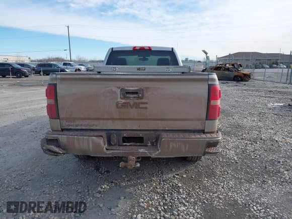 2015 GMC Sierra 1500 с VIN 1GTN2TEC9FZ283085, выставлен на аукционе IAAI как лот 41441216 с пробегом 184 219 миль миль и . История ставок и продаж доступна на DreamBid. Изображение 16.