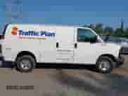 2017 Chevrolet Express Cargo с VIN 1GCWGAFF0H1342190, выставлен на аукционе IAAI как лот 42812013 с пробегом Не указан миль и . История ставок и продаж доступна на DreamBid. Изображение 14.