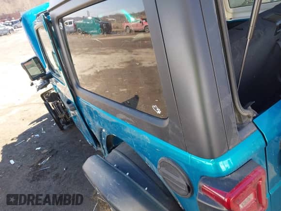 2020 Jeep Wrangler Rubicon with VIN 1C4HJXCG9LW233152, listed as a IAAI auction lot 41623515 with 88,548 mi miles and . Bid and sale history available at DreamBid. Image 3.