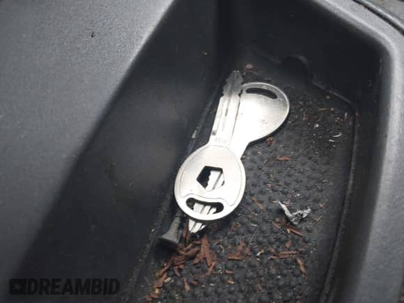 2005 Dodge Dakota ST с VIN 1D7HW28N05S225484, выставлен на аукционе IAAI как лот 42718447 с пробегом Не указан миль и . История ставок и продаж доступна на DreamBid. Изображение 11.