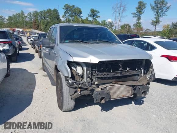 2016 Ford F-150 XLT z VIN 1FTEW1CP4GFB74874, wystawiony jako IAAI lot #43321603 z przebiegiem 208 863 mil mil oraz . Historia ofert i sprzedaży dostępna na DreamBid. Obrazek 1.