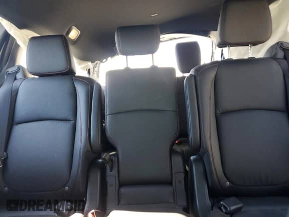 2024 Honda Odyssey Sport z VIN 5FNRL6H72RB067314, wystawiony jako Copart lot #50687805 z przebiegiem 20 805 mil mil oraz Szkoda całkowita • Salvage title. Historia ofert i sprzedaży dostępna na DreamBid. Obrazek 10.